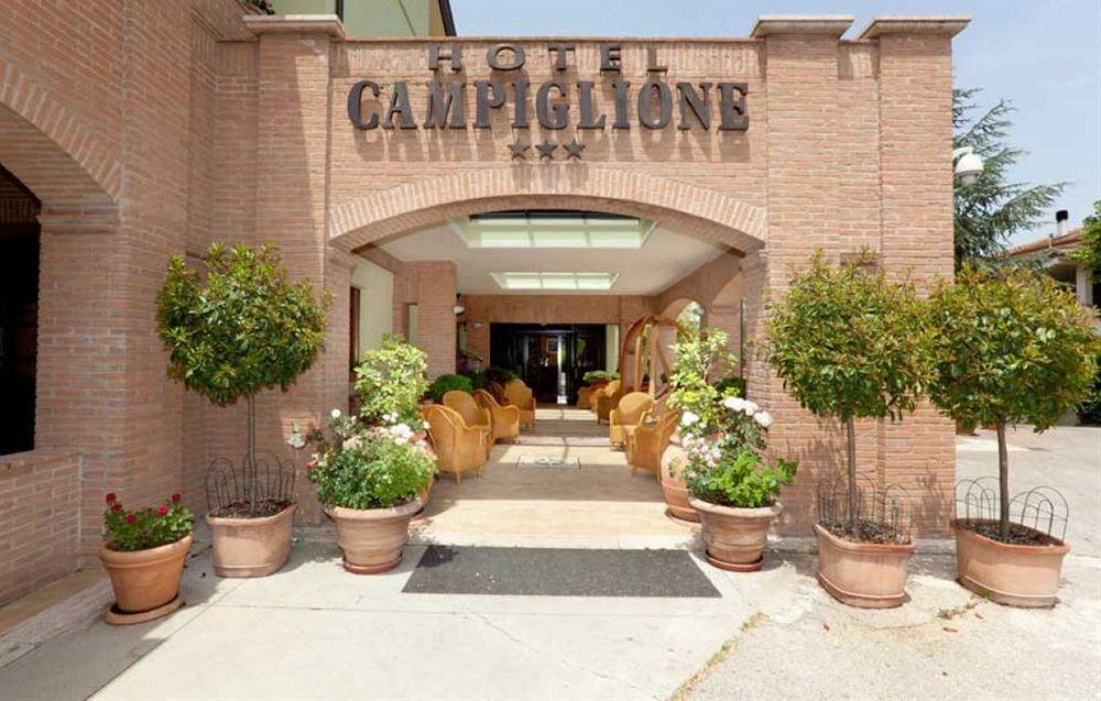 Campiglione Hotel アッシジ エクステリア 写真