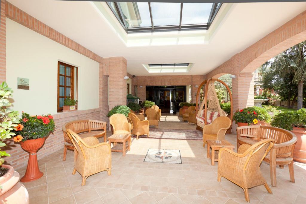 Campiglione Hotel アッシジ エクステリア 写真